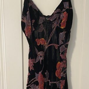 Lulu's  Black Velvet Burnout Dress.  Stunning❤️